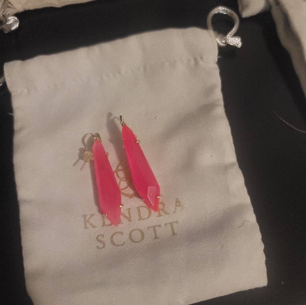 Kendra Scott Earring